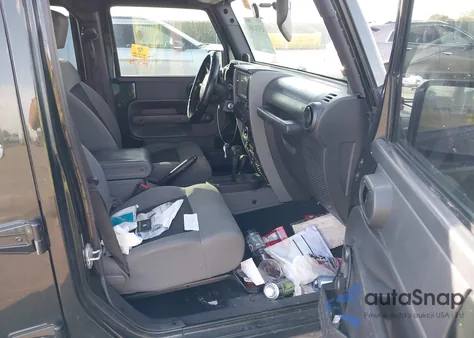 2010 Jeep Wrangler Unlimited Sport из США, поврежденный, VIN 1J4BA3H16AL146644